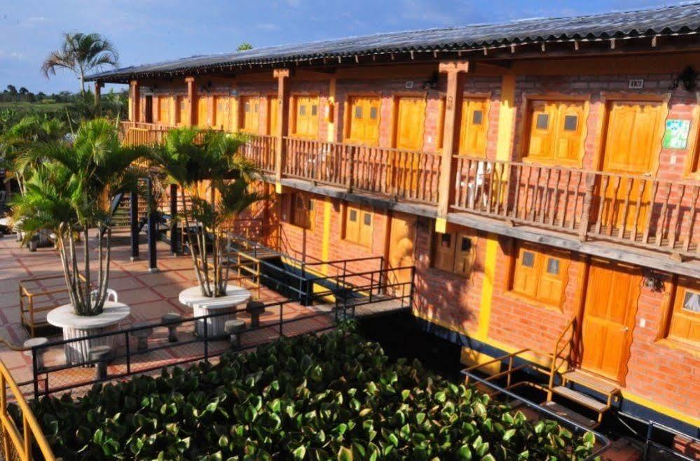 Hotel Campestre Las Bailarinas Armenia  Luaran gambar