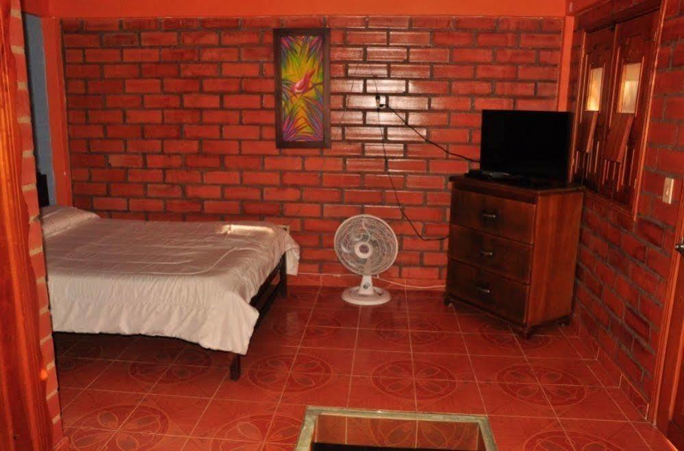Hotel Campestre Las Bailarinas Armenia  Luaran gambar